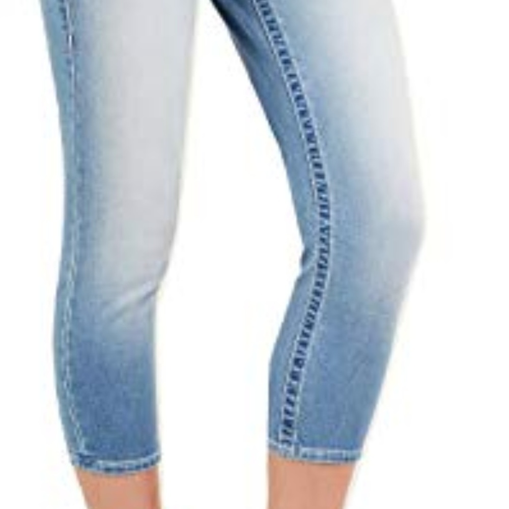 NWT TRUE RELIGION CURVY SKINNY CAPRI STUDDED LOGO - Picture 8 of 8